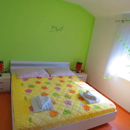 Kukuruzovic Appartement Vrh (Krk)